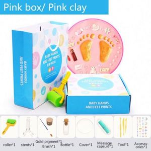 Meilleure Vente Kit d'empreintes 3D Mains et Pieds pour Bébé, Mousse de moulage avec Chapeau Seau pour Empreintes de Mains, Pâte à Modeler et Slime pour Empreintes de Pieds, Jouet Bébé Ciblé - Product Image 6