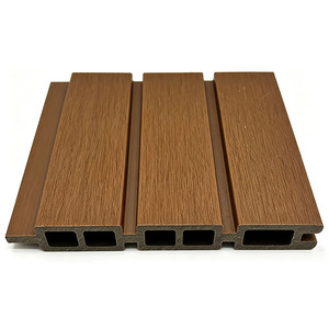 Pannello Murale WPC Impermeabile per Esterni dal Design Moderno, Durevole e Facile <span class=keywords><strong>da</strong></span> Installare, Rivestimento Decorativo Scanalato per Esterni, Pannello per Recinzioni - Product Image 3