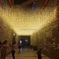 Guirlandes lumineuses LED Muwei en forme de rideau de glaçons, étanches, pour la décoration extérieure de mariages, fêtes, vacances, toits et avant-toits