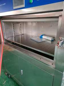 ASTM G154 <span class=keywords><strong>UV</strong></span> <span class=keywords><strong>Weathering</strong></span> <span class=keywords><strong>Test</strong></span> <span class=keywords><strong>Chamber</strong></span> com controle de irradiação para teste de envelhecimento acelerado de revestimentos Plásticos e têxteis - Product Image 4