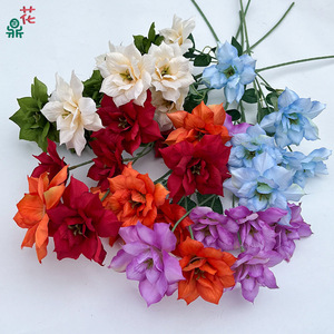 Roses artificielles en soie, fleurs réalistes pour décoration de mariage, 6 têtes, 3 têtes avec revêtement adhésif - Product Image 1
