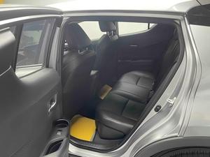 Yize IZOA 2021 2.0L Edizione Yichi SUV 5 Posti a Aspirazione Naturale, Auto Usata con Guida a Sinistra, Cerchi R17 e Tetto Apribile - Product Image 5