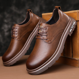 รองเท้าลำลองผู้ชายหนังสีน้ำตาลแบบผูกเชือก รองเท้าบูททำงานแบบหุ้มข้อต่ำ ดีไซน์เย็บสีพื้น ผลิตที่เวินโจว รุ่น 9268 - Product Image 3