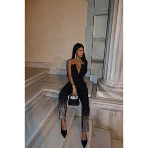 Pantalon noir Peta scintillant, robes de soirée élégantes - Product Image 4