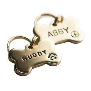Custom Wholesale High Quality Cute Dog Cat Tag Gold Nickel Metal Low Price Pet Name Tag Engraving Paw For Fashion Metal Dog Tags