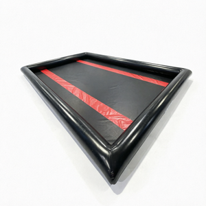 Tapis rectangulaire noir gonflable avec rayures rouges, imperméable, pour usage extérieur - Product Image 1