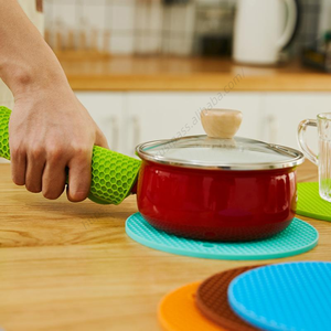 Almohadillas y Tapetes Redondos de Silicona Antideslizantes y Resistentes al Calor para Cocina, Ecológicos, Modelo S028, Venta al por Mayor - Product Image 5
