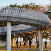 Puente de Arco de Acero Fabricado a Medida para la Construcción de Infraestructuras Urbanas (Tamaño Personalizado)