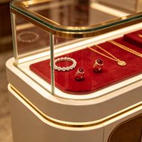 Vitrine de présentation de bijoux en verre avec éclairage LED, comptoir d'exposition pour magasin de détail