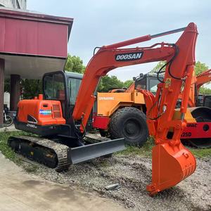 Excavatrice sur chenilles Doosan DX60-9C d'occasion avec moteur puissant et performances stables, en excellent état de fonctionnement, prête à l'exportation - Product Image 4