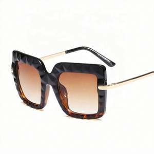 Lunettes de soleil carrées surdimensionnées en métal pour femme, nouvelle collection tendance, monture à facettes diamantées, protection UV400, 2021 - Product Image 5