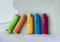 Briquet électro rechargeable résistant aux enfants en gros d'usine pour le camping en plastique avec un design sophistiqué
