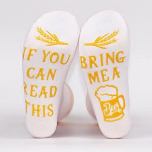 Calcetines novedosos transpirables de longitud de tripulación para mujer, finos, talla única, puedes leer esto 'Si, <span class=keywords><strong>tráeme</strong></span> <span class=keywords><strong>un</strong></span> poco de vino', uso diario - Product Image 4
