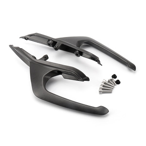 Adecuado para pasajeros de la motocicleta <span class=keywords><strong>Triumph</strong></span> <span class=keywords><strong>Trident</strong></span> 660 con asientos de manija trasera reposabrazos traseros y alerón trasero 2021- - Product Image 1
