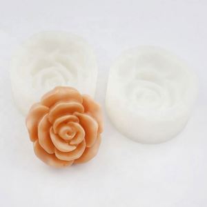 Molde de Resina 3D con Forma de Rosa Individual para Hacer Marcadores, Aromatizantes para Coche y Moldes de Silicona Hechos a Mano para Ascensores OEM/ODM - Product Image 1