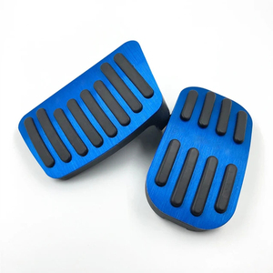 Para Toyota <span class=keywords><strong>Corolla</strong></span> E210 2019 2020 2021 <span class=keywords><strong>2022</strong></span> 2023 2024, acelerador de combustible de coche de aluminio híbrido, reposapiés de freno de Gas, almohadillas de cubierta de pedales - Product Image 4