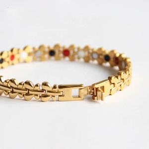 Bijoux biomagnétiques en acier inoxydable, Bracelets papillon magnétiques, Bracelet cheville pour femmes, Bracelets d'équilibre de santé - Product Image 3