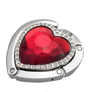 Support de sac à main pliable en forme de cœur scintillant avec crochet, support de sac à main de <span class=keywords><strong>table</strong></span>/bureau, robuste, avec strass, logo personnalisé, cadeau promotionnel - Product Image 3