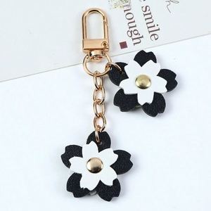 Exquisite Flower Decorative Keychain Pendant Stylish Pu Leather <b>Bag</b> <b>Charm</b> - Product Image 3
