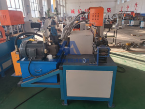 고속 자동 파이프 클램프 제조 기계 4-8mm 두께 재료 가공 CNC 평철 후프 성형 기계 - Product Image 4