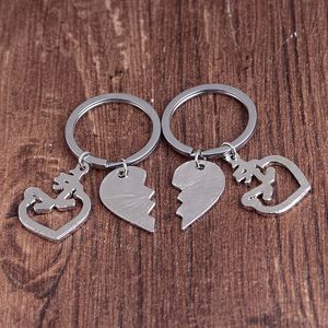 Llavero de Pareja, Llavero de Corazón de Metal Personalizado con la Frase 'Ella Es Mi Niña', 'Él Es Mi Niño', Regalo Romántico para el Día de San Valentín, Llaveros con la Frase 'Te Amo' - Product Image 4