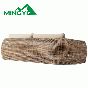 Set di Divani da Giardino in Rattan Intrecciato a Mano, Design Esclusivo, Impermeabili, con Cuscini, per Hotel e Villaggi - Product Image 6
