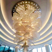 Lustre créatif en forme de fleur blanche en cristal et acier inoxydable avec LED pour hall d'hôtel et salle de restaurant