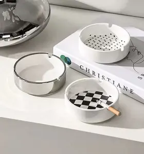 Custom modern design black and white design round shape ceramic cigarette ashtray luxury ash holder for man or women