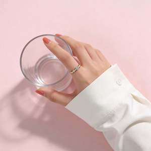 Anillo de Acero Inoxidable con Dientes de Dragón de Espinas Huecas - Product Image 1