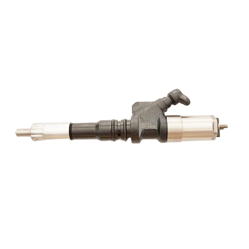 Excavator parts for Engine SA6D125E Injector Nozzle Assy 6156-11-3300 Diesel Fuel Injector 095000-1211 for KOMATSU PC400-7
