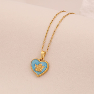 Collana con Ciondolo Vintage in Acciaio Inossidabile Placcato Oro, Design Farfalla, Angelo e Cuore, per Donna - Product Image 6