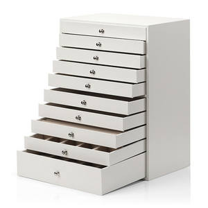 Espositore per Gioielli in Legno a 10 Livelli con Rivestimento in <span class=keywords><strong>Pelle</strong></span>, Personalizzabile con Logo, per Anelli, Orecchini, Bracciali e Collane - Product Image 1