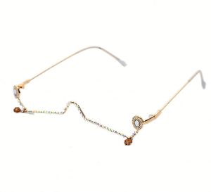 Vente en gros de montures de lunettes de luxe pour femmes, à la mode, avec strass, demi-montures métalliques, lunettes œil de chat avec diamants - Product Image 5