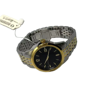 <span class=keywords><strong>Montre</strong></span> à quartz pour <span class=keywords><strong>homme</strong></span> en or et argent avec cadran <span class=keywords><strong>noir</strong></span> texturé, fenêtre de date, <span class=keywords><strong>bracelet</strong></span> en métal entrelacé et design intemporel et sophistiqué - Product Image 4