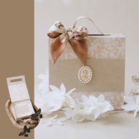 Boîte cadeau magnétique en dentelle exquise pour l'emballage de cadeaux, boîte d'emballage portable de luxe pour bonbons, boîte cadeau pour chocolat avec poignée