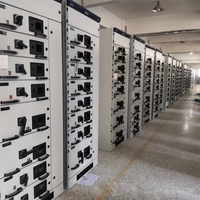 Armoire de commande basse tension 32A, coffret de distribution d'énergie 10 voies, équipement de distribution triphasé, services de fabrication, interrupteurs automatiques