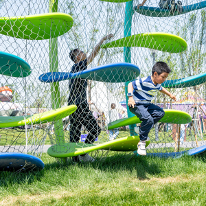 Custom Rope Net Kletter struktur Climber Style Künstlerische Installation Spielplatz für Indoor-und Outdoor-Abenteuer - Product Image 2