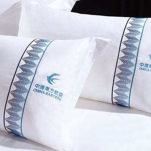 कढ़ाई डिजाइन के साथ लक्जरी होटल तकिया - Product Image 5