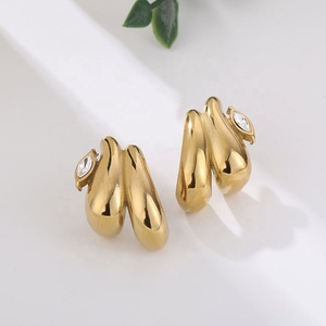 Boucles d'oreilles à clous en acier inoxydable de style coréen, diamant unique, tendance, style Ins, simple, géométrique, forme spéciale pour anniversaire - Product Image 2