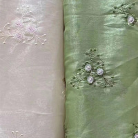 Robe d'été Nouvelle fleur de lys pour filles Tissu brodé Petite fleur fraîche 100% Tissu polyester pour robe de femme