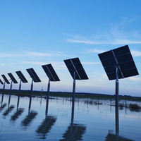 Sistema de Seguimiento Solar de Doble Eje de 10-12Kw, Económico de Fábrica, 2-3 Filas con Accionamiento Enlazado, Ángulo de Inclinación de 15-30°, Protección IP65