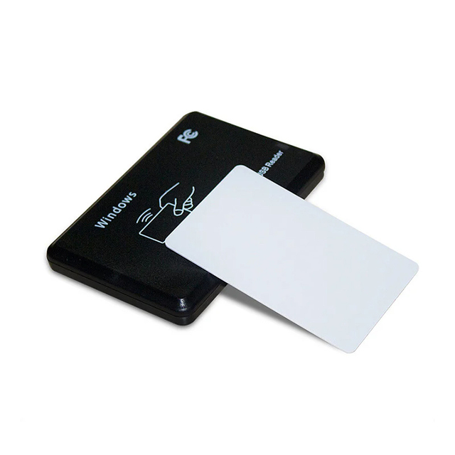 Factory Price Plastic QR Code Card 13.56Mhz RFID NFC Business Card RFID NFC Smart Card