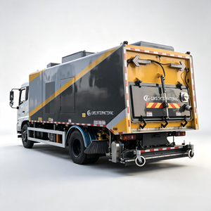 Camion de nettoyage et d'entretien des chaussées perméables 15m³ – Véhicule balayeuse pour l'entretien profond des voies principales urbaines - Product Image 1
