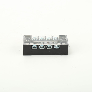 Bloque de Terminales Guan Yang TB-15A 4P 600V 15A, Caja de Conexión Fija, Conector de Cable Paralelo - Product Image 2