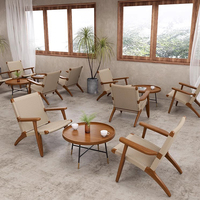 Asie du Sud-Est Style Café Boutique Cadre en bois Rotin Fauteuil Ensemble Personnaliser Couleur Dessert Librairie Chaise Longue et Table