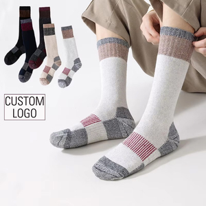 Chaussettes <span class=keywords><strong>de</strong></span> sport rétro personnalisées pour hommes et femmes, à blocs <span class=keywords><strong>de</strong></span> couleur, en mélange <span class=keywords><strong>de</strong></span> laine chaude, pour la randonnée/<span class=keywords><strong>ski</strong></span> en extérieur, chaussettes montantes pour hommes - Product Image 1