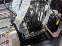 Impresora de Etiquetas UV DTF de 24 Pulgadas, Cabezal I3200, Máquina de Impresión de Etiquetas UV en Rollo Todo en Uno con Pantalla Táctil, Windows 10, Semi-Automática