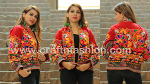 Blouson bomber vintage Banjara, longueur courte, style bohème gitan, broderie à la main, paillettes, coton, hiver, franges - Product Image 3