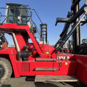 Apilador de Contenedores Vacíos <span class=keywords><strong>Kalmar</strong></span> DCT90 Usado en Buenas Condiciones - Product Image 1