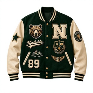 Blouson universitaire homme 2026 vert crème avec patch ours brodé, style preppy, coupe droite, col rabattu, collection automne - Product Image 1